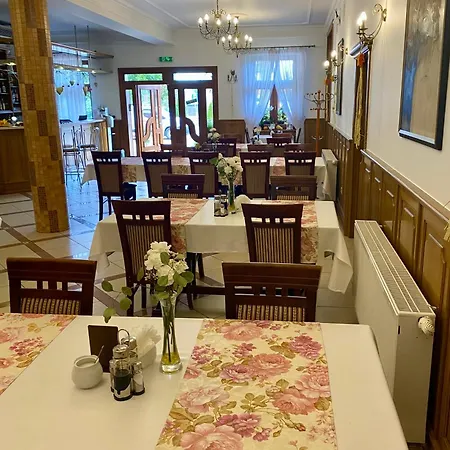 Restauracja Wesola 3*